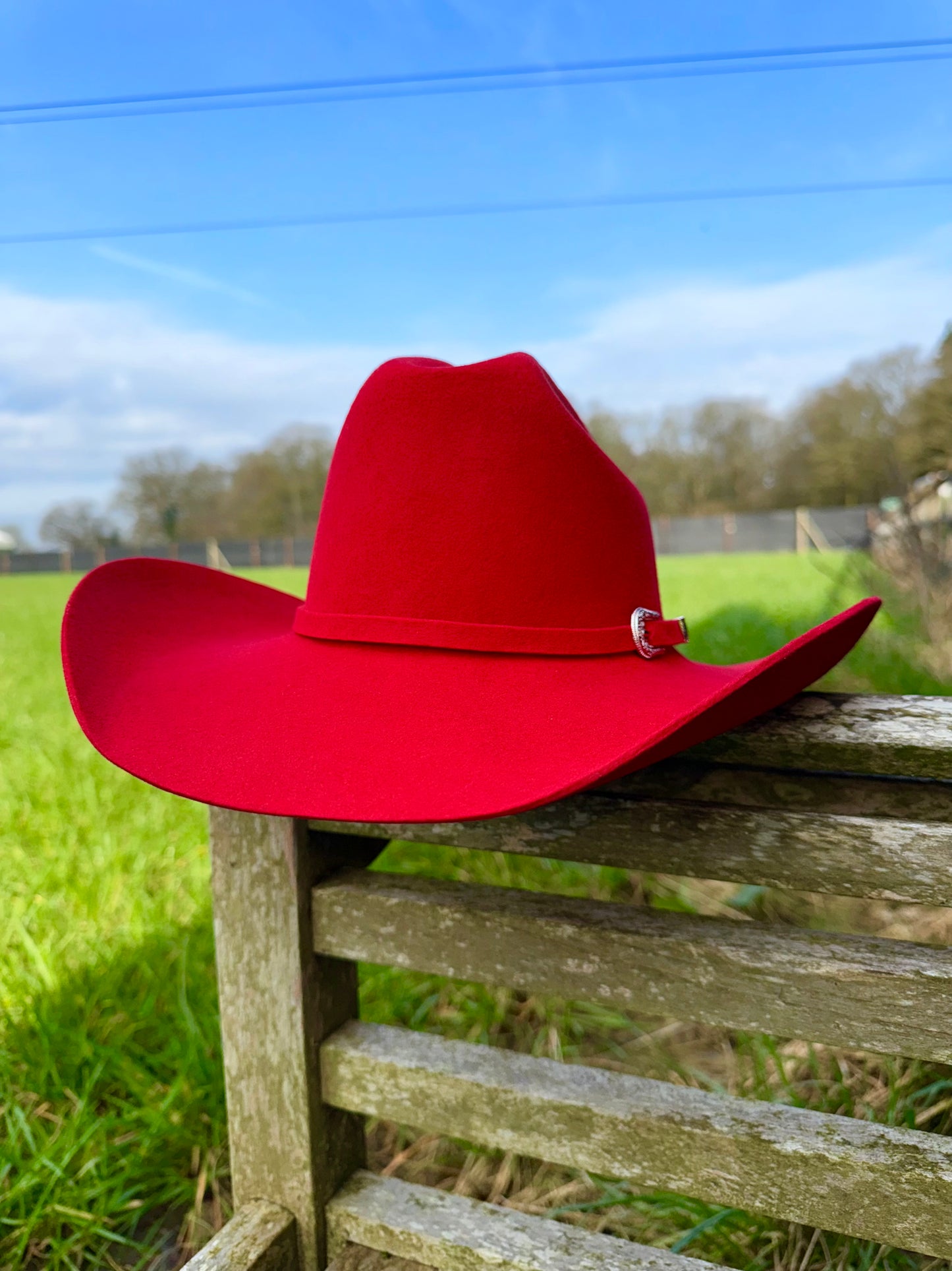 Cherry Red Cattleman Cowboy hat