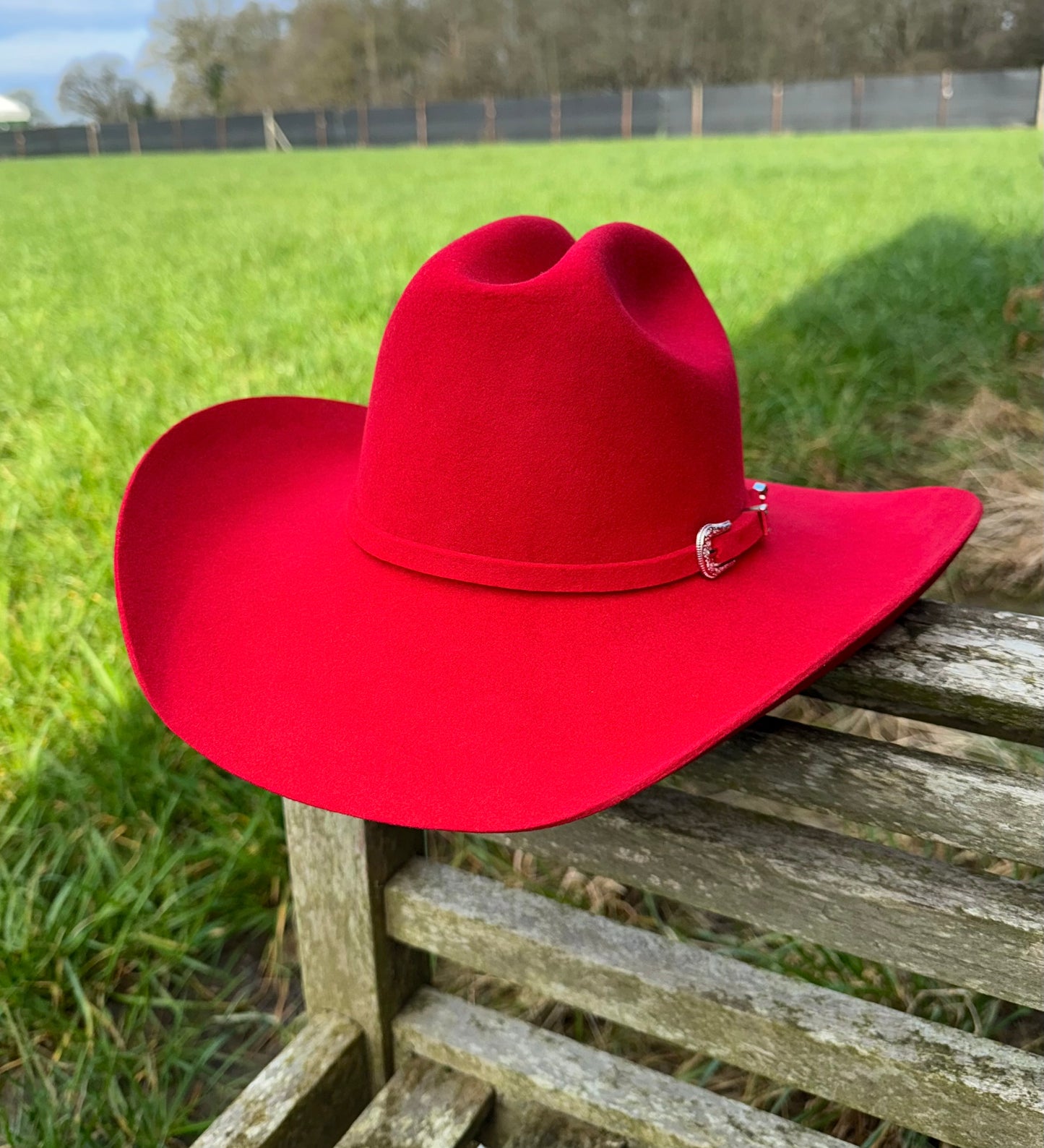 Cherry Red Cattleman Cowboy hat