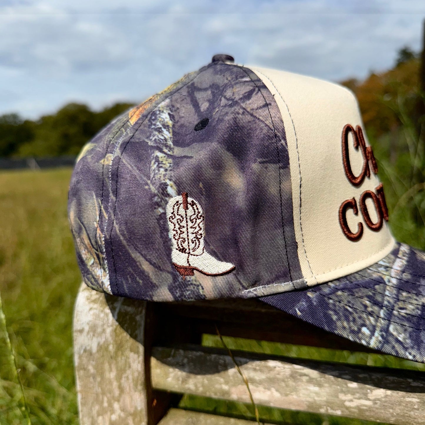 Beige & camo trucker cap