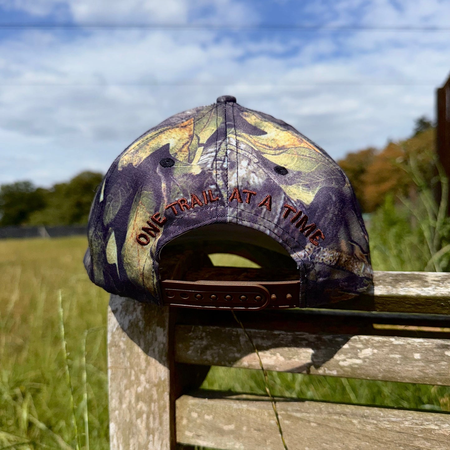 Beige & camo trucker cap